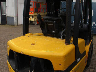 2010-yale-gdp30vx-e2345-1401179-44715796