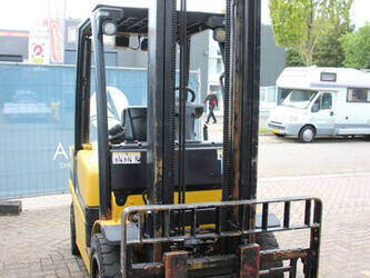 2010-yale-gdp30vx-e2345-1401179-44715797