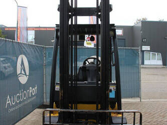 2010-yale-gdp30vx-e2345-1401179-44715798