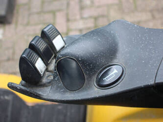 2010-yale-gdp30vx-e2345-1401179-44715816