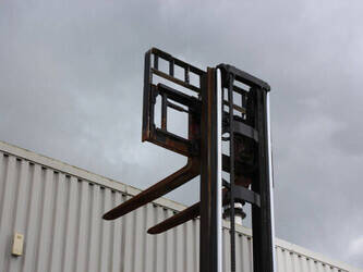 2010-yale-gdp30vx-e2345-1401179-44715822