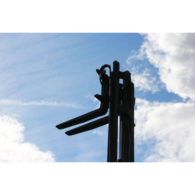 2010 Yale GLC70VX-44715854