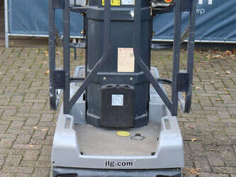 2013-jlg-10msp-1401184-44715956