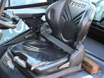 2019-toyota-02-8fgf18-1401186-44716038