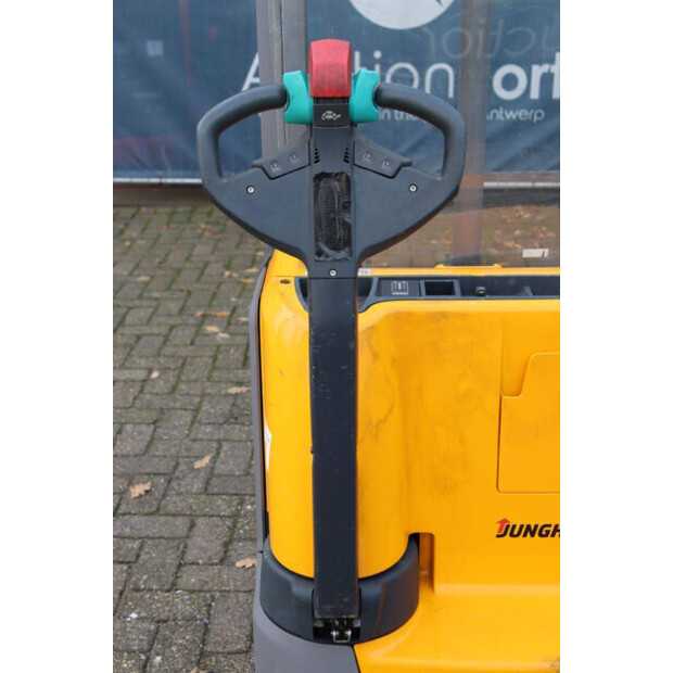 2016 Jungheinrich EJC 112-44716135