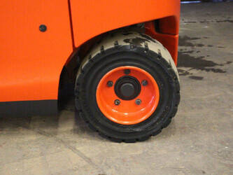 2019-linde-e25-44716358