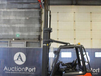 2019-linde-e25-44716373