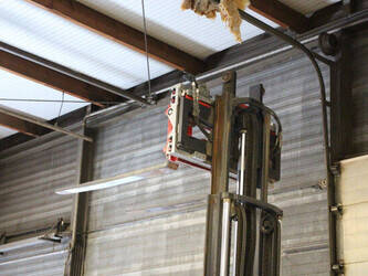 2019-linde-e25-44716375