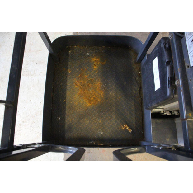 2020 JLG 20MVL-44716517