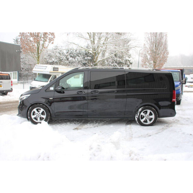 2019 Mercedes-Benz Senzati Limo Stage 2-44716526