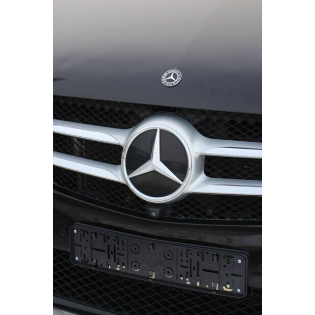 2019 Mercedes-Benz Senzati Limo Stage 2-44716534