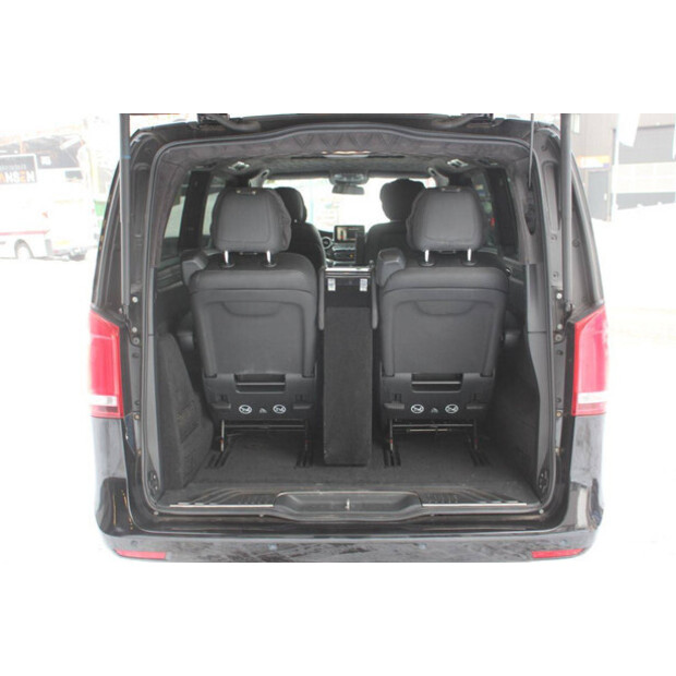 2019 Mercedes-Benz Senzati Limo Stage 2-44716539