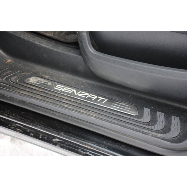 2019 Mercedes-Benz Senzati Limo Stage 2-44716552