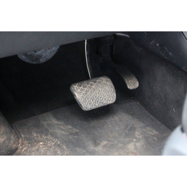 2019 Mercedes-Benz Senzati Limo Stage 2-44716559