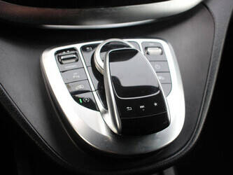 2019-mercedes-benz-senzati-limo-stage-2-44716565