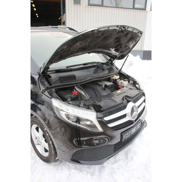 2019 Mercedes-Benz Senzati Limo Stage 2-44716569