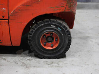 2014-linde-h30t-02-1401214-44716904