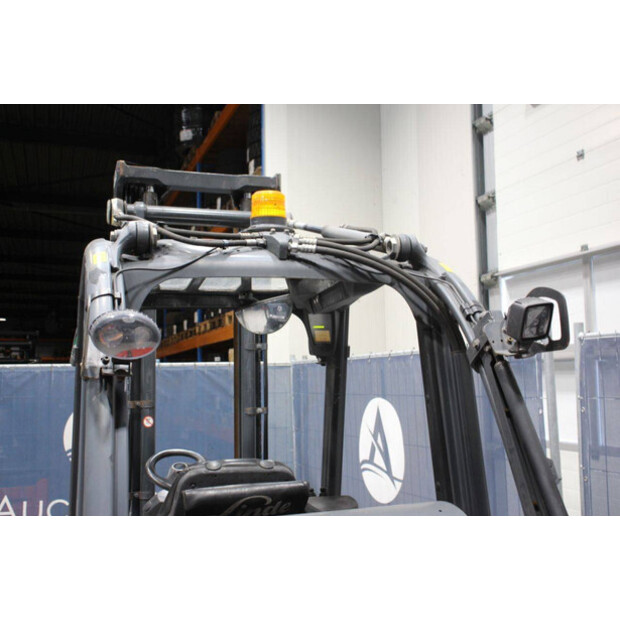 2014 Linde H30T-02-44716906