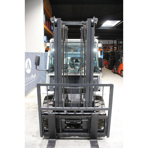 2021 Still RC42-40-44716963