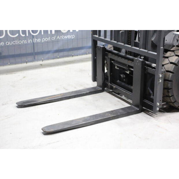 2021 Still RC42-40-44716965