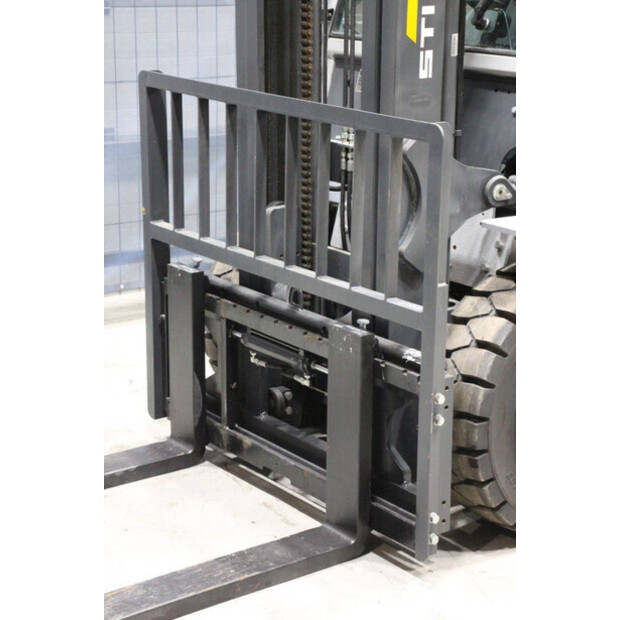 2021 Still RC42-40-44716966