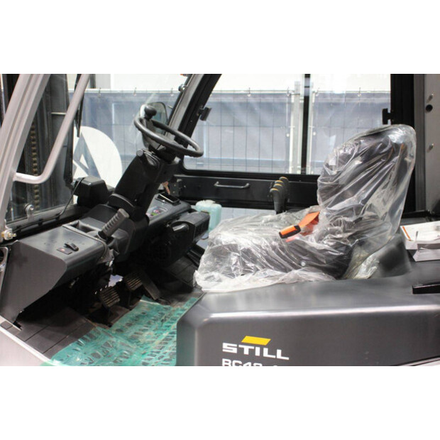 2021 Still RC42-40-44716981