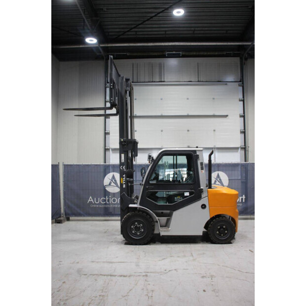 2021 Still RC42-40-44716989