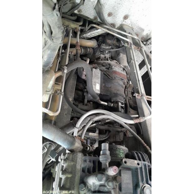 مرسيدس بنز INTOURO-44731275