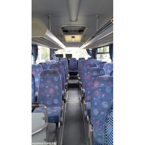 مرسيدس بنز INTOURO-44731277