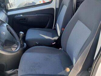 2013-peugeot-bipper-1401344-44731287