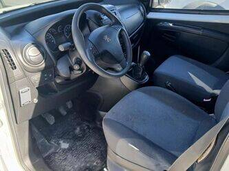 2013-peugeot-bipper-1401344-44731288