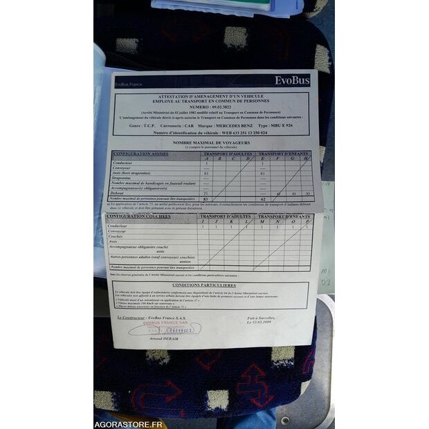 مرسيدس بنز INTOURO-44731337