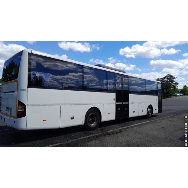 مرسيدس بنز INTOURO-44731432