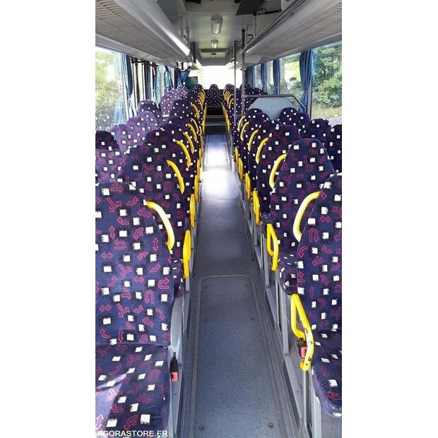 مرسيدس بنز INTOURO-44731444