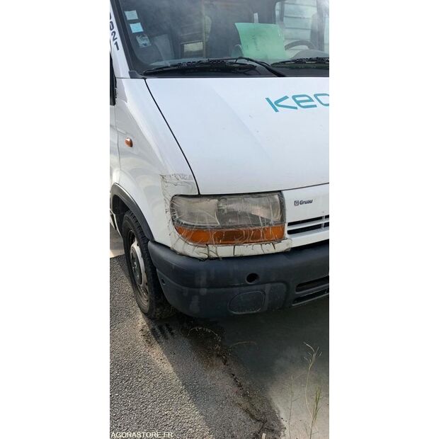2004 Renault Master-44731479
