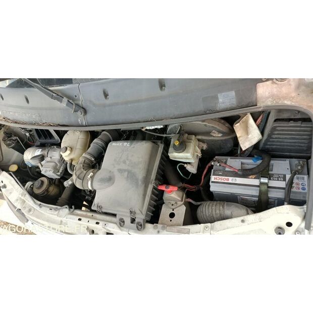 2004 Renault Master-44731484