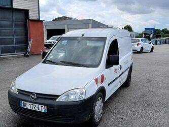 2009-opel-combo-1401357-44731509