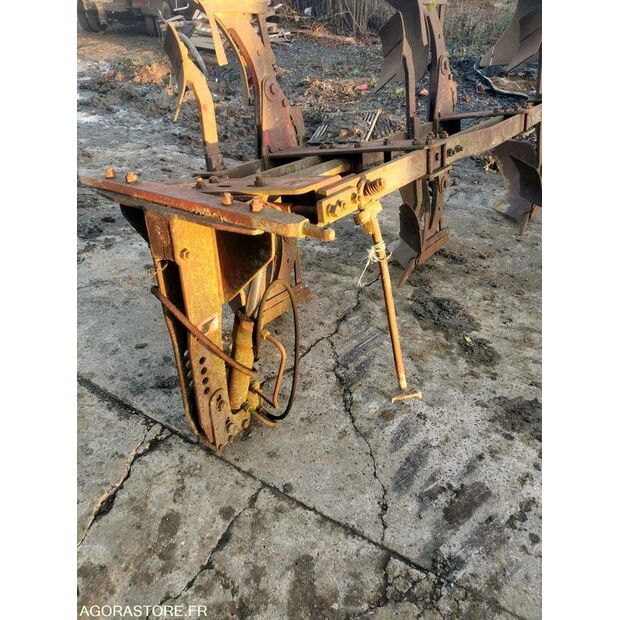 1980 JOHN DEERE 3030-44731624