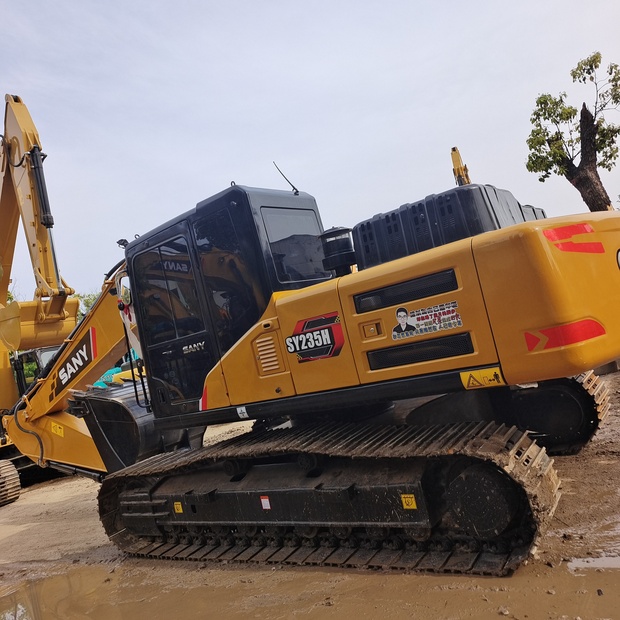 2023 SANY SY235H-44731687