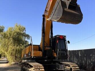 صورة ل حفارات مجنزرة 2024 SANY SY485H