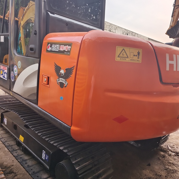 2024 هيتاشى ZAXIS 70-44732080