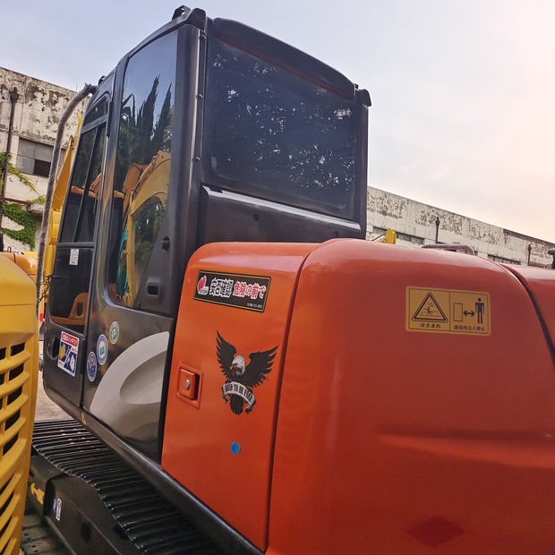 2024 هيتاشى ZAXIS 70-44732081