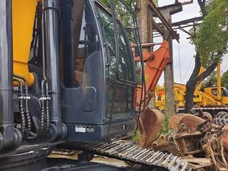 2024-hyundai-hx225hd-44732187