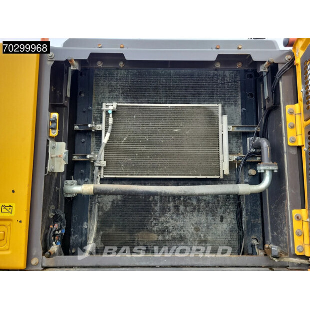 2019 Volvo EC300EL-44732890