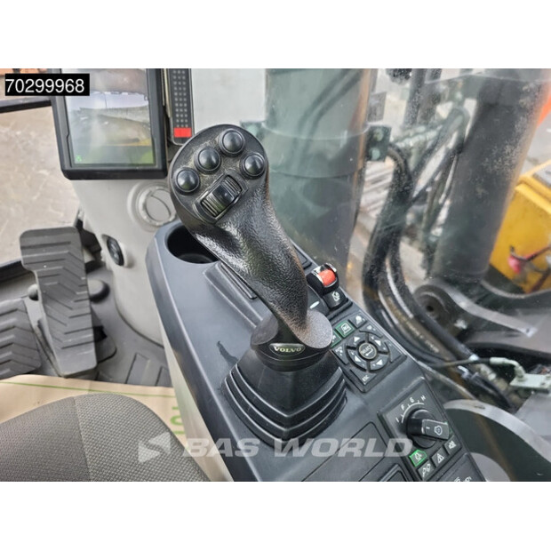 2019 Volvo EC300EL-44732901