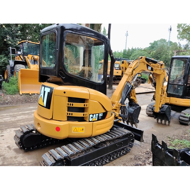 2023 كاتربيلر 303CR-44733104