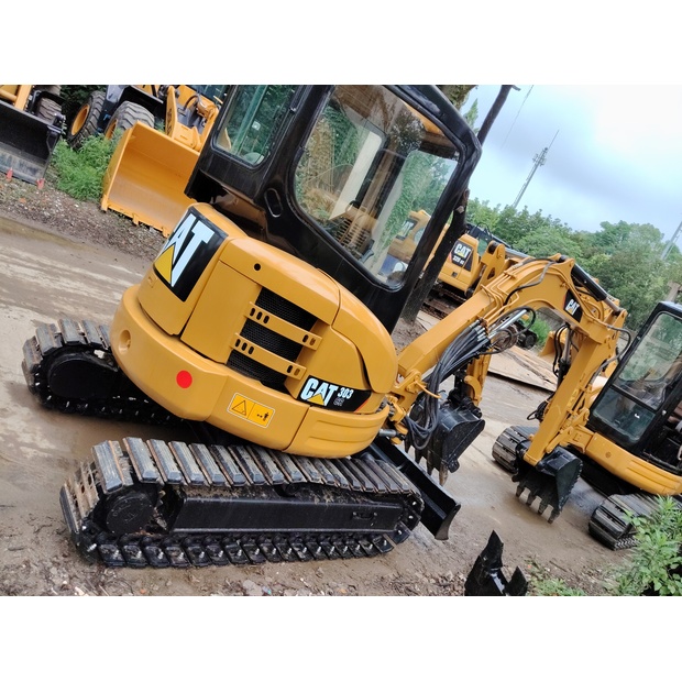 2023 كاتربيلر 303CR-44733105