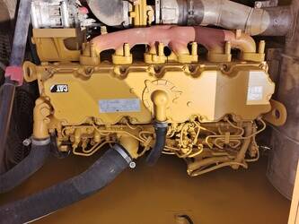 2024-caterpillar-320-1401427-44733289