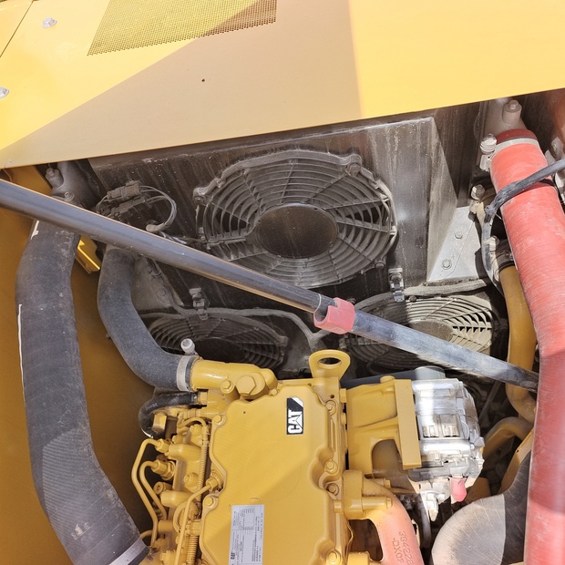 2024 Caterpillar 320-44733291