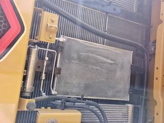 2024-caterpillar-320-1401427-44733300